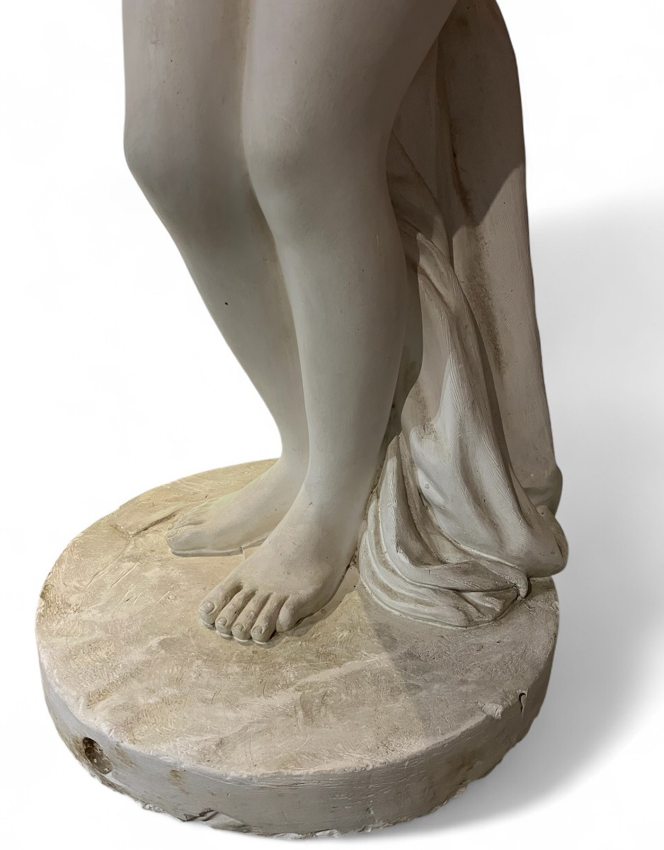 Large Plaster Statue: Veiled Vestal With Urn, Water Carrier, 19th Century-photo-4
