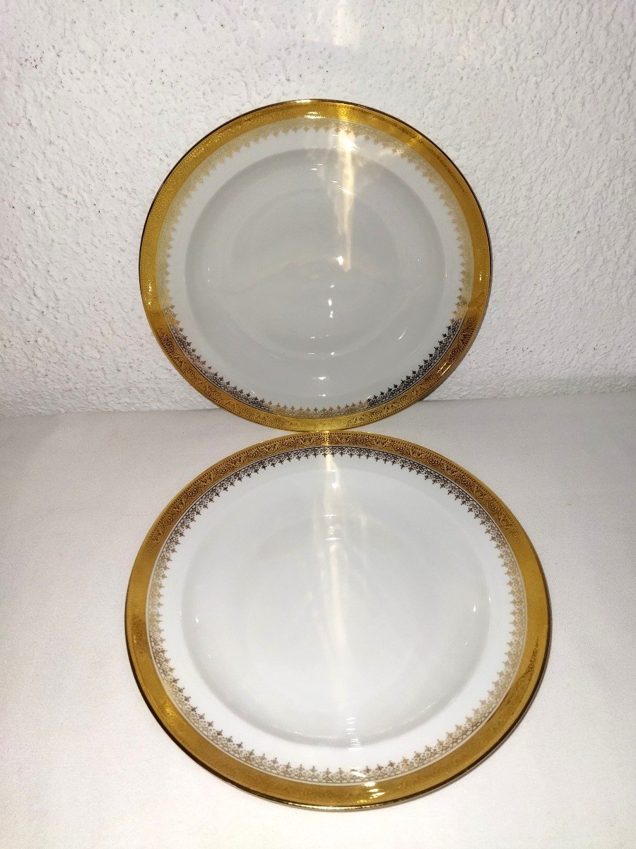 LIMOGES 12 Assiettes Creuses En Porcelaine Dorée  "UNIC Paris"-photo-2