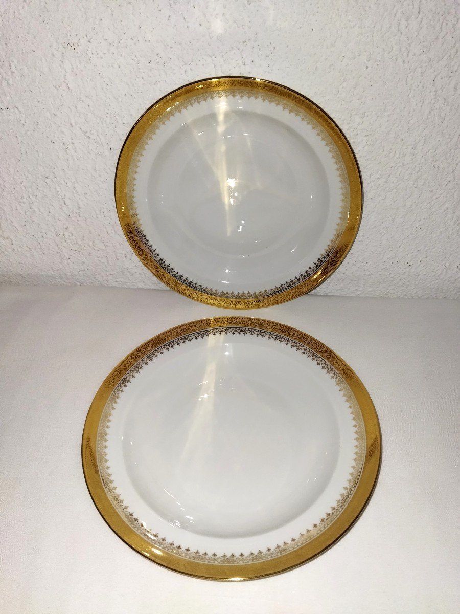 LIMOGES 12 Assiettes Creuses En Porcelaine Dorée  "UNIC Paris"-photo-3