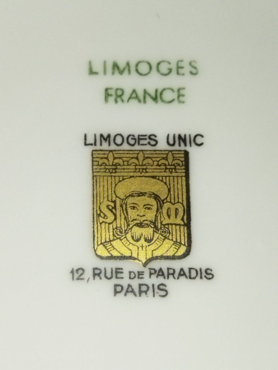 LIMOGES 12 Assiettes à Dessert En Porcelaine Dorée  "UNIC Paris"-photo-4