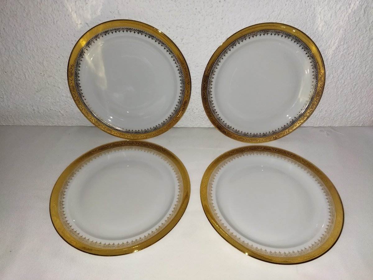 LIMOGES 12 Assiettes à Dessert En Porcelaine Dorée  "UNIC Paris"-photo-1