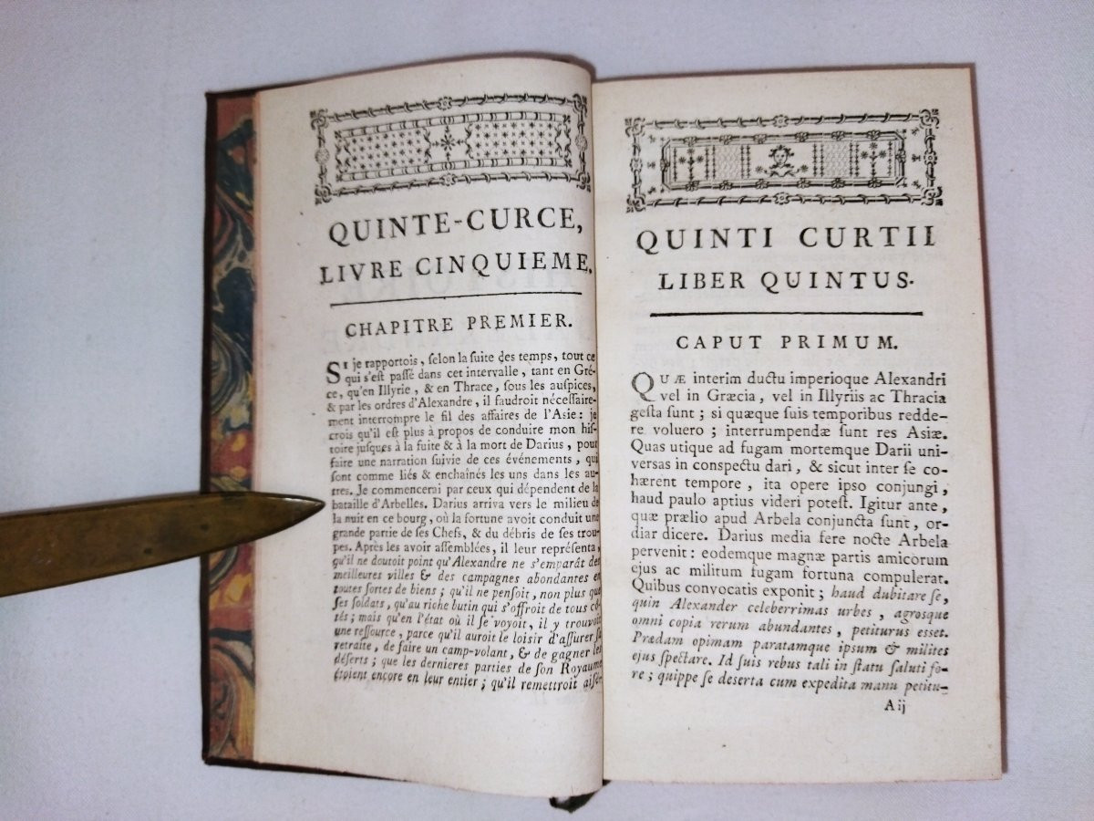 Alexander The Great Quintus Curtius Paris Volumes I & II 1772-photo-6