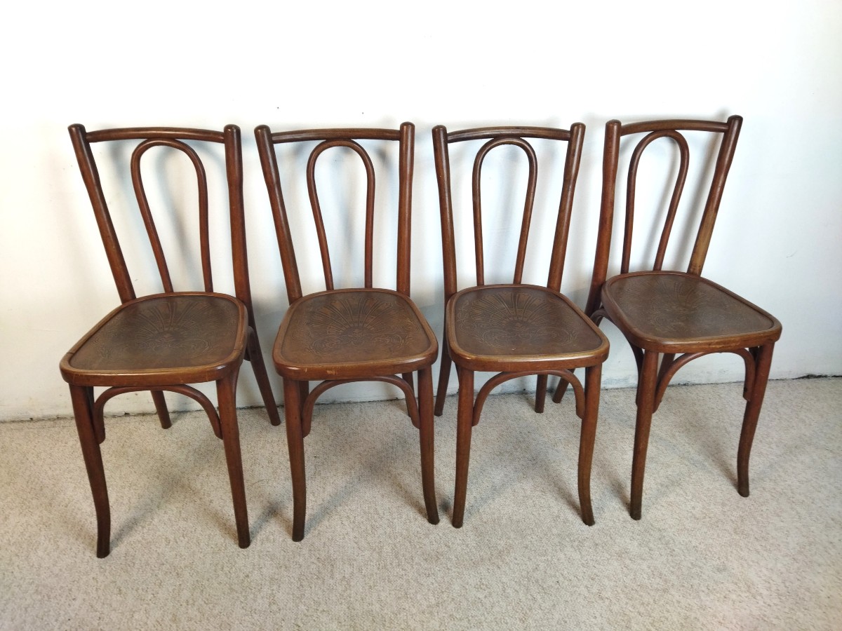 Art Nouveau Set Of 4 Wooden Bistro Chairs
