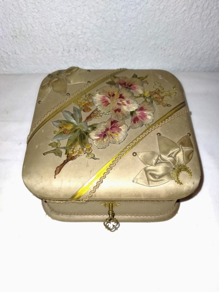 Antique Bordeaux Confectionery Box Sweets & Chocolates Fabric & Thread Embroidery Collection 