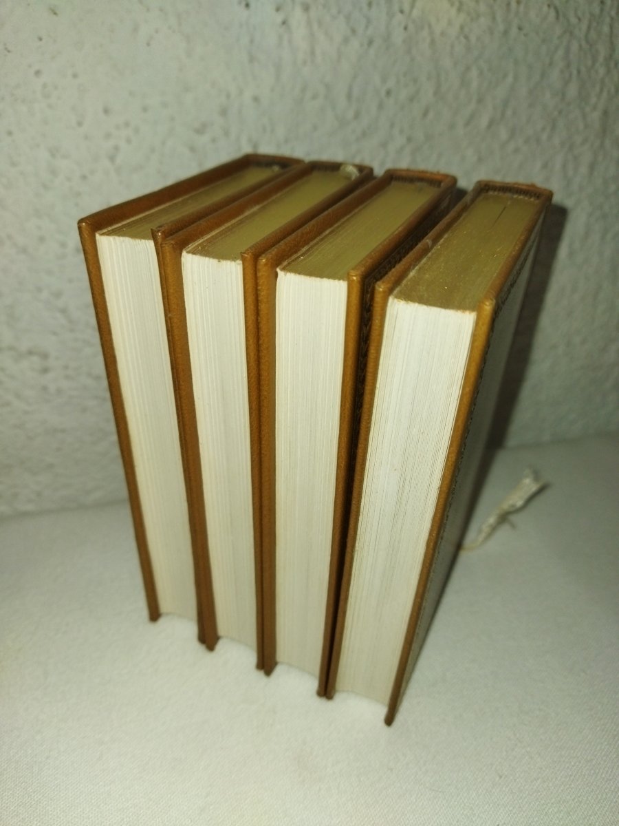 CERCLE DU LIVRE PRÉCIEUX Coffret Poésie Petit Format N°428 LAMARTINE HUGO MUSSET... 1966 -photo-1
