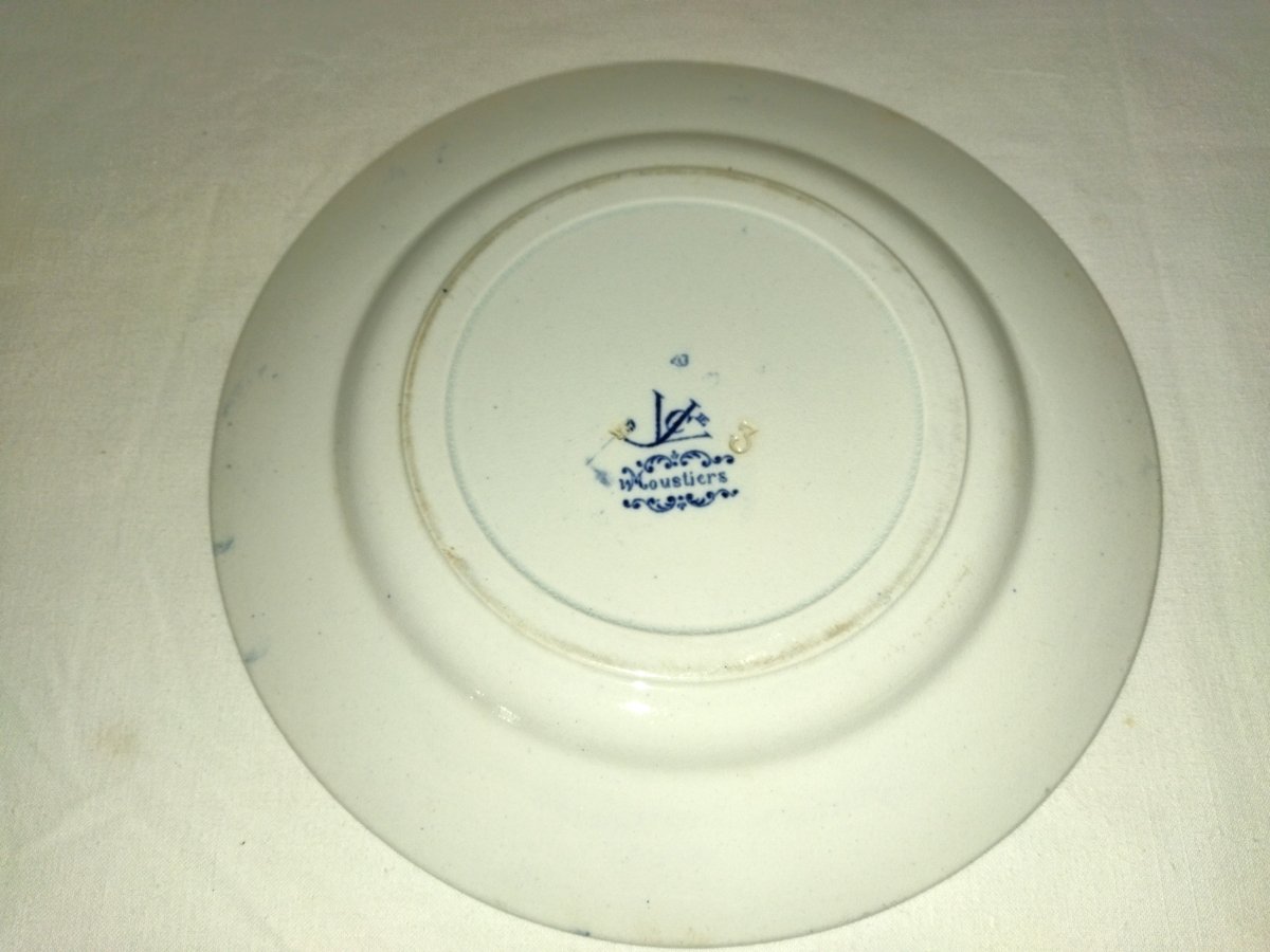 Vieillard Bordeaux Antique Earthenware Plate With Berain Decoration "moustiers" Model -photo-2