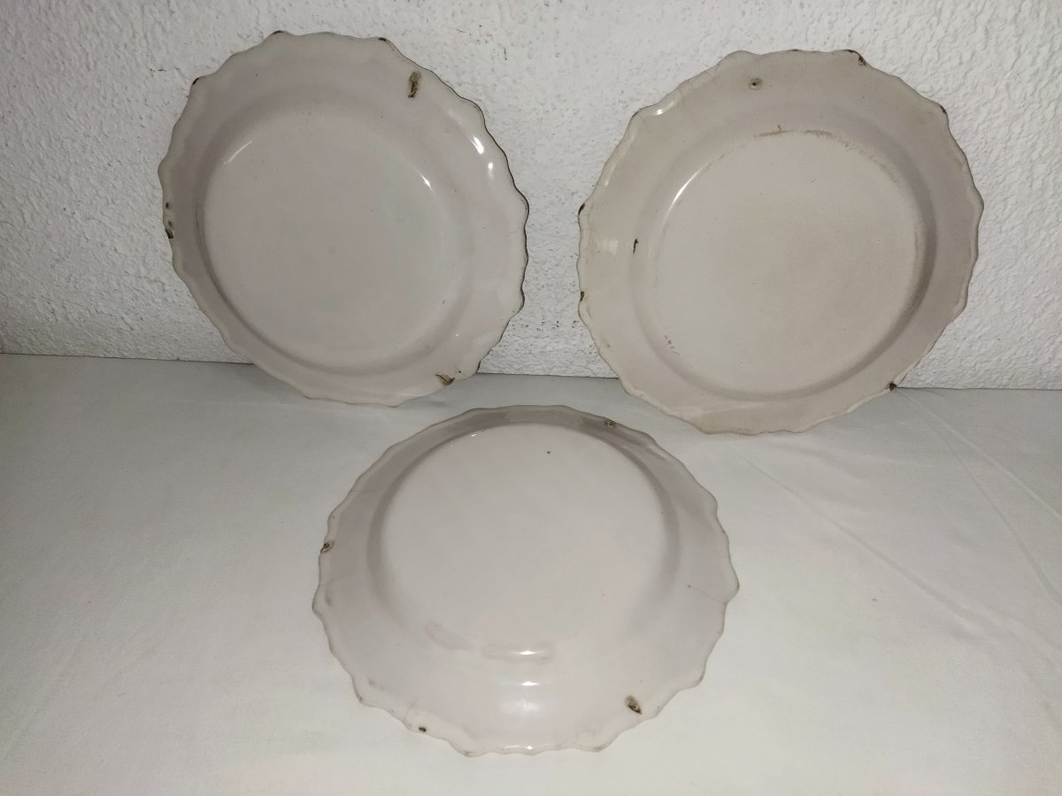 FAIENCE RÉGIONALE Série de 6 Assiettes anciennes à Ailes chantournées XVIII-photo-3