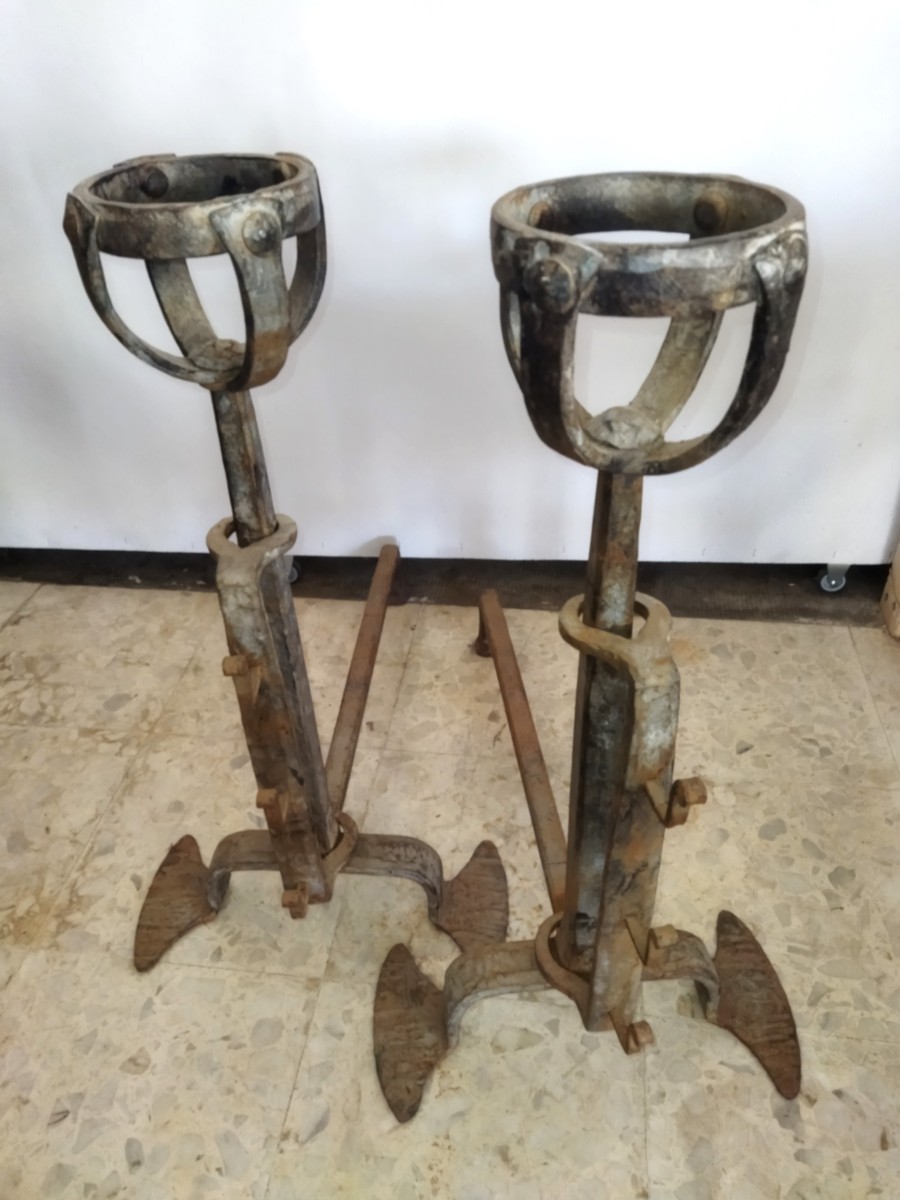 LANDIERS Paire de Chenets en Fer forgé Accessoires Cheminée