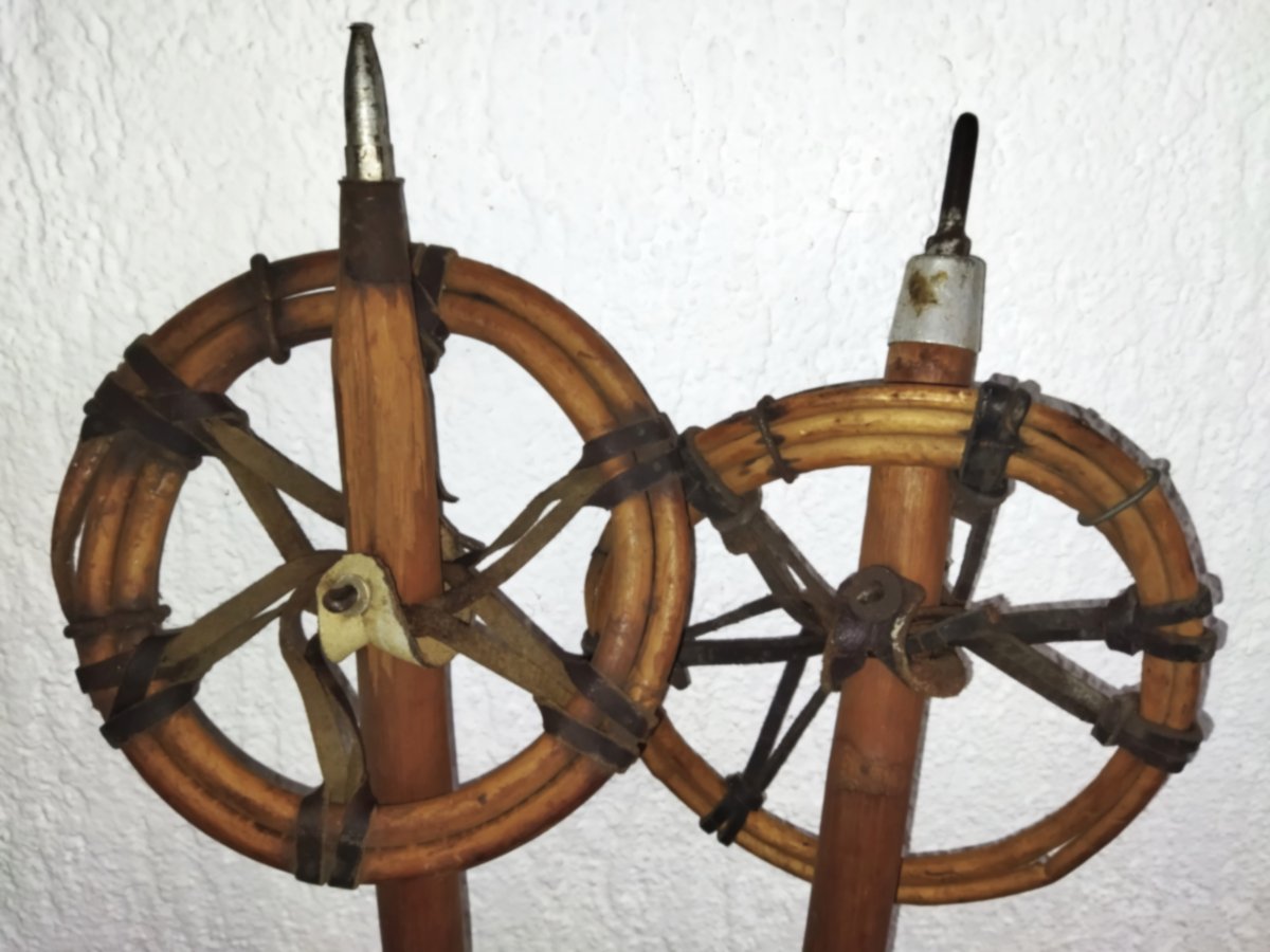 Pair Of Antique Ski Poles For Children Wood And Leather Folk Art Collection-photo-2