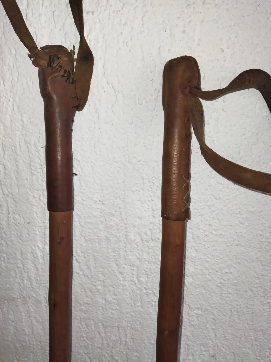 Pair Of Antique Ski Poles For Children Wood And Leather Folk Art Collection-photo-4