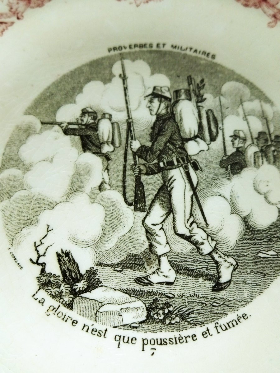 GIEN Série de 7 Assiettes roses anciennes à Dessert Légendées "Proverbes et Militaires" XIX-photo-4