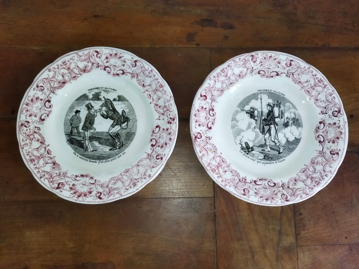 GIEN Série de 7 Assiettes roses anciennes à Dessert Légendées "Proverbes et Militaires" XIX-photo-1