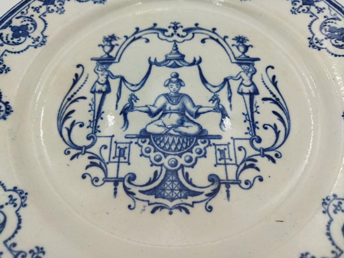 Vieillard Bordeaux 3 Antique Earthenware Plates, Berain Style Decoration, "moustiers" Model -photo-2