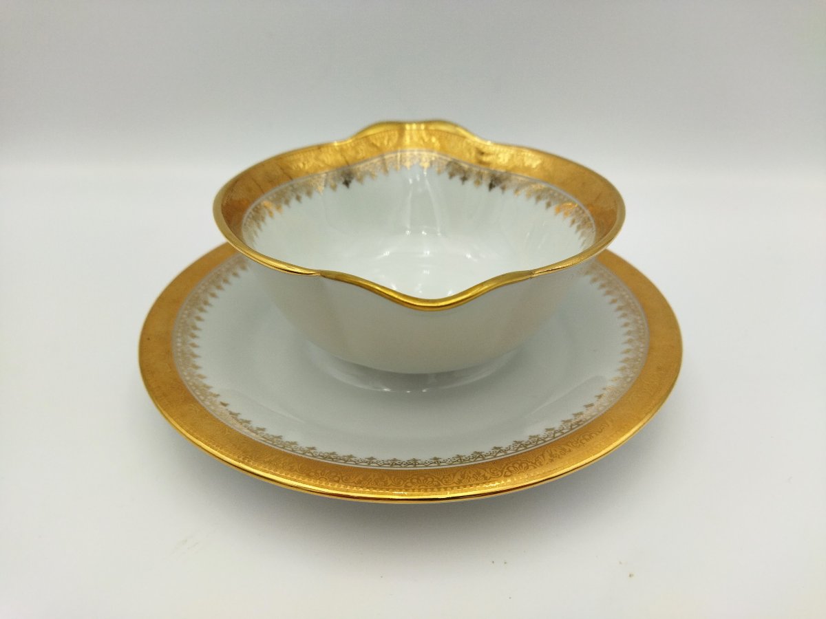 LIMOGES UNIC SAUCIERE Porcelaine dorée ART DE LA TABLE-photo-2