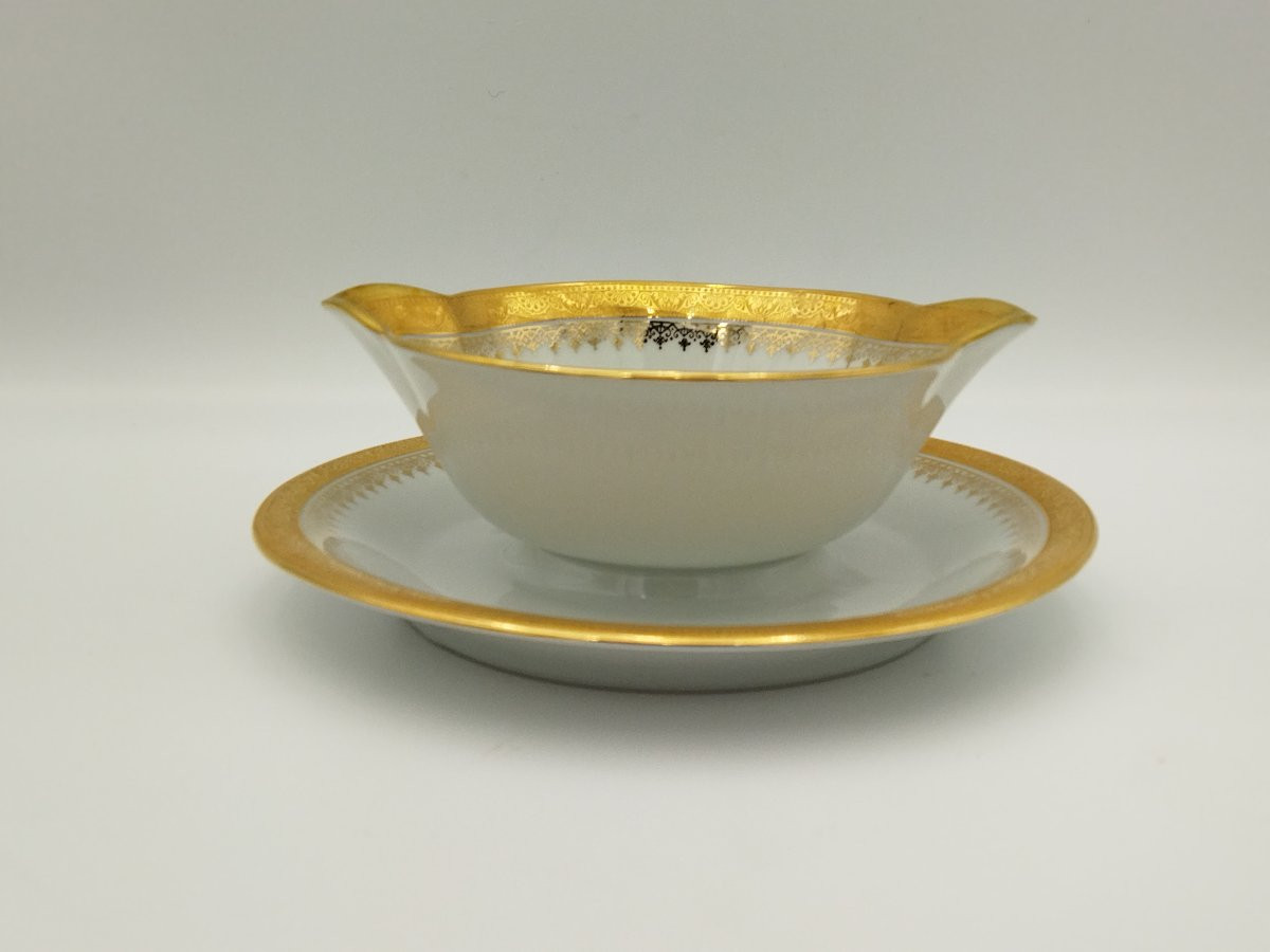 LIMOGES UNIC SAUCIERE Porcelaine dorée ART DE LA TABLE-photo-2