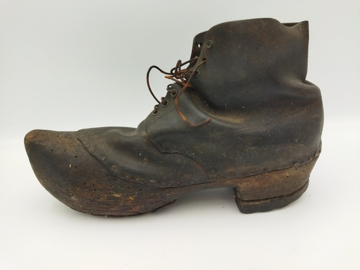 SABOTS Anciens Bois et Cuir ART POPULAIRE-photo-1