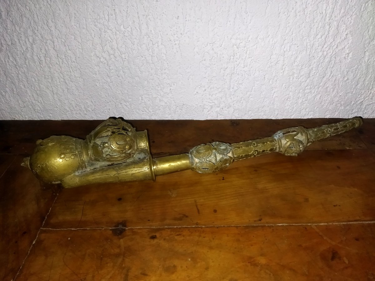 Pipe Tribale d'Afrique en bronze, Ethnie Bamoun, CAMEROUN ART POPULAIRE-photo-3