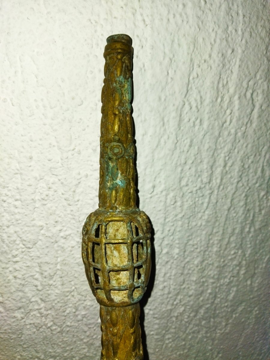 Pipe Tribale d'Afrique en bronze, Ethnie Bamoun, CAMEROUN ART POPULAIRE-photo-1