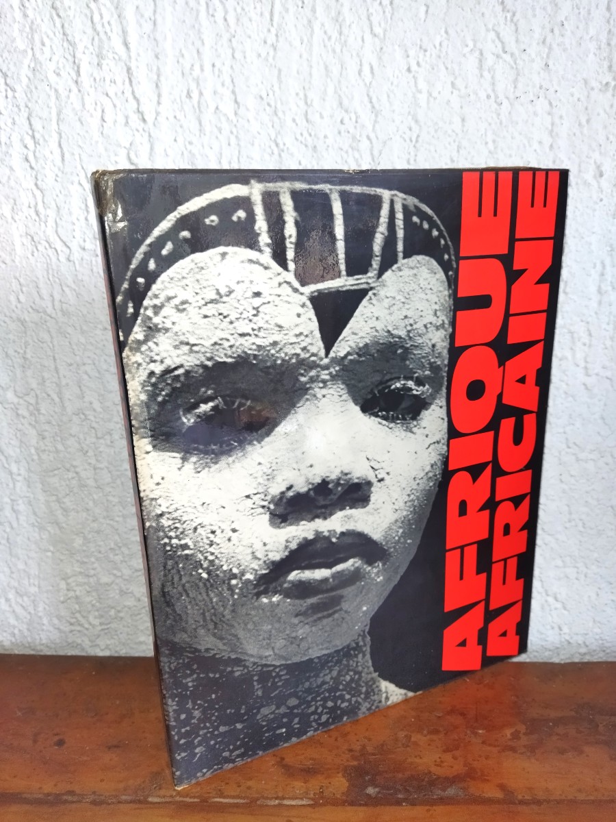 Africa African Old Book Ethnology Customs & Art Michel Huet 1963 