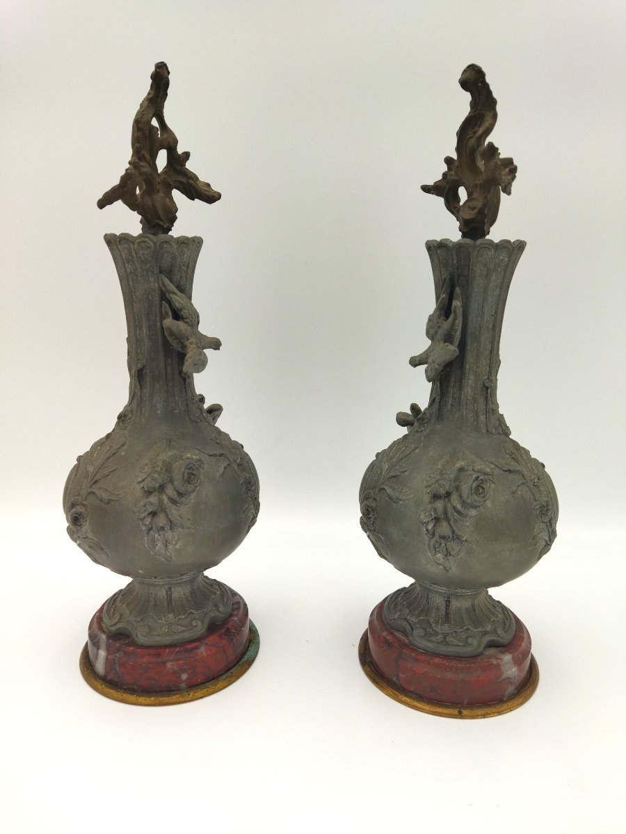 Art Nouveau Pair Of Pewter/spelter Vases Decorated With Doves And Flowers-photo-2