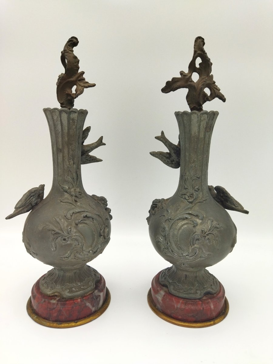 Art Nouveau Pair Of Pewter/spelter Vases Decorated With Doves And Flowers-photo-3