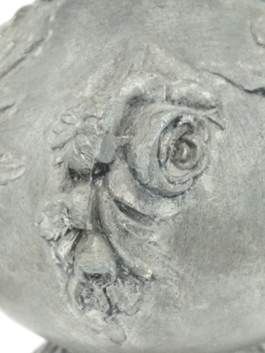 Art Nouveau Pair Of Pewter/spelter Vases Decorated With Doves And Flowers-photo-6