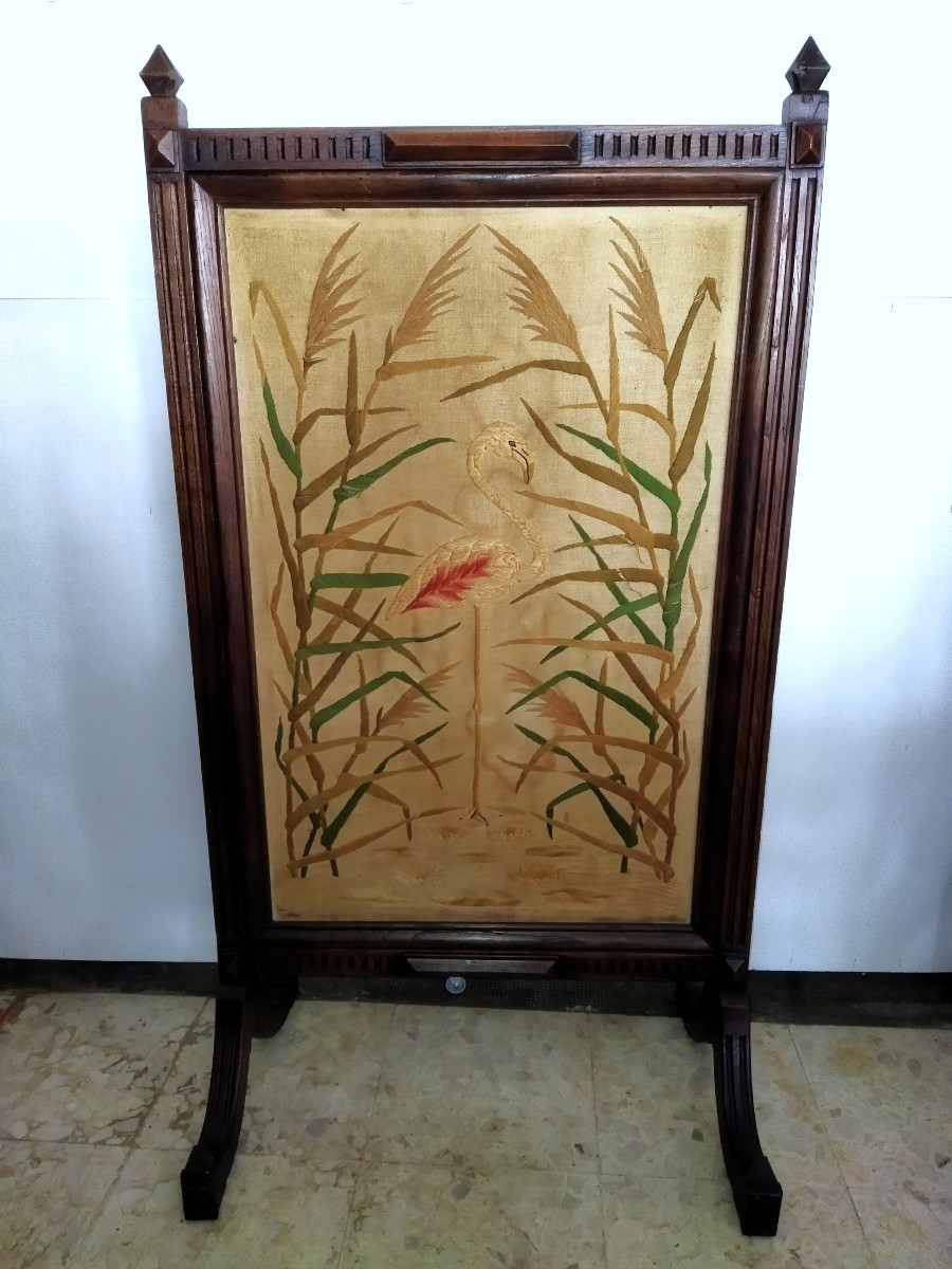Écran de Cheminée Ancien Tissu brodé au Fil Décor FLAMAND ROSE XIX 