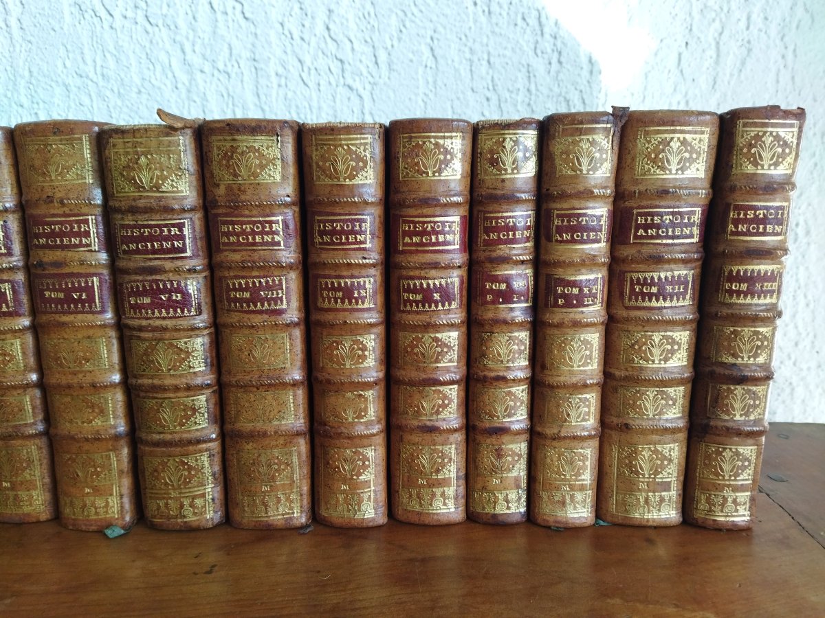 HISTOIRE ANCIENNE EGYPTIENS PERSES GRECS.... Livres anciens XVIII 14 Volumes ROLLIN -photo-4