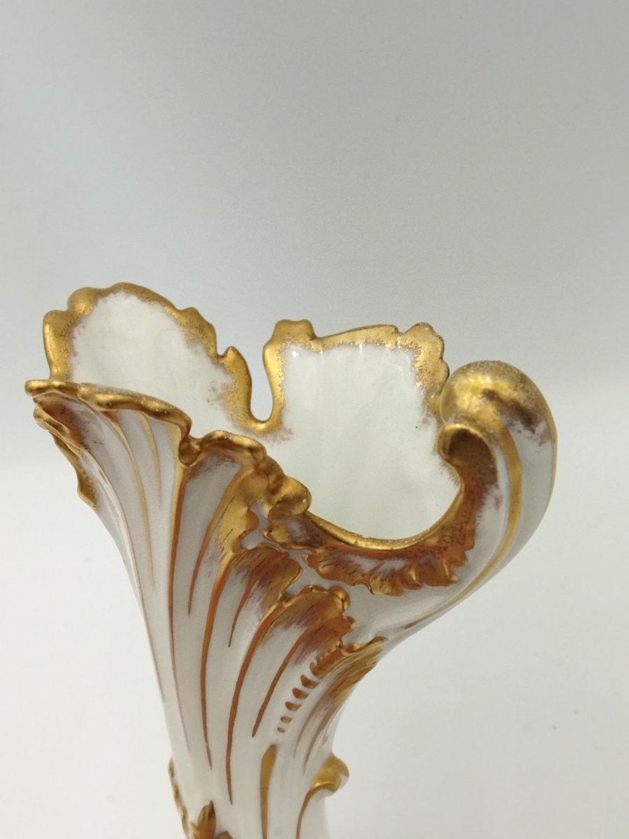 PAIRE DE VASES Porcelaine de LIMOGES Corne d'Abondance Décor Floral et Dorures Paul PASTAUD-photo-4