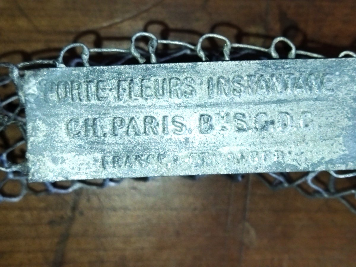 PIQUE-FLEURS Centre de Table Verre Moulé Émaillerie Cristallerie DU BOURGET PARIS XIX-photo-7