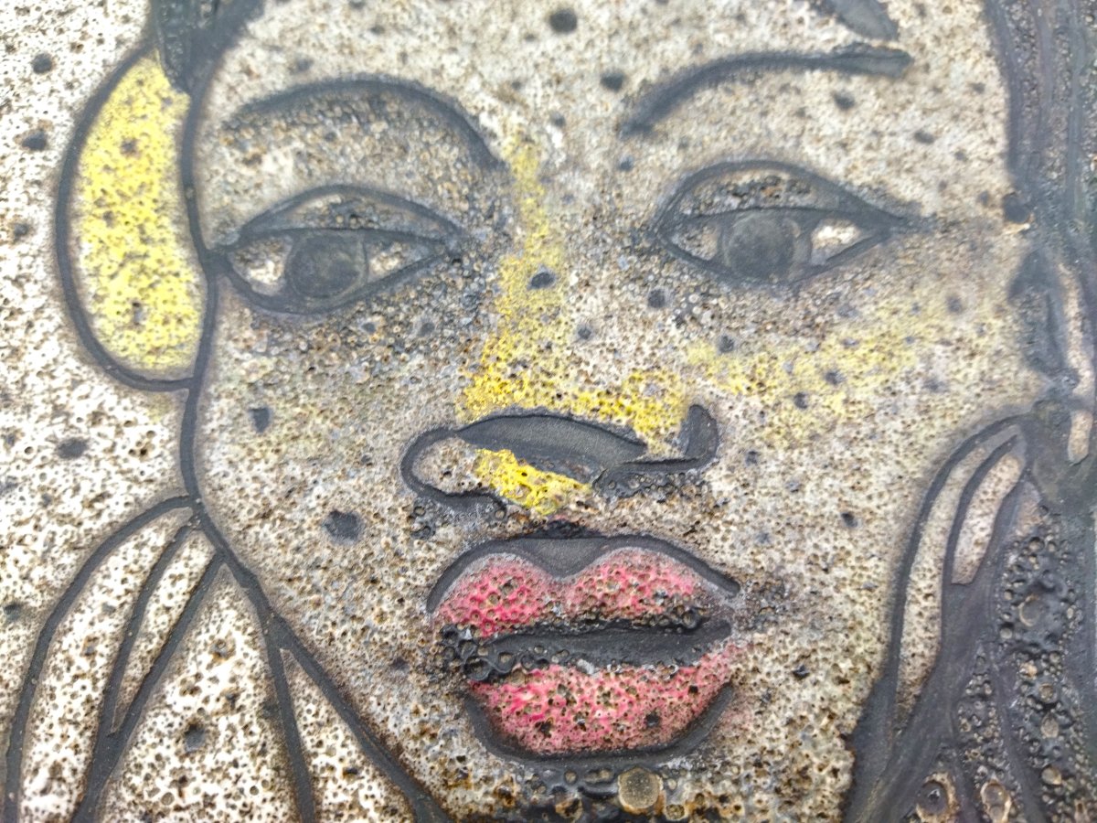 Vallauris Large Decorative Platter With African Head, Vintage Earthenware Signed Bessone -photo-4