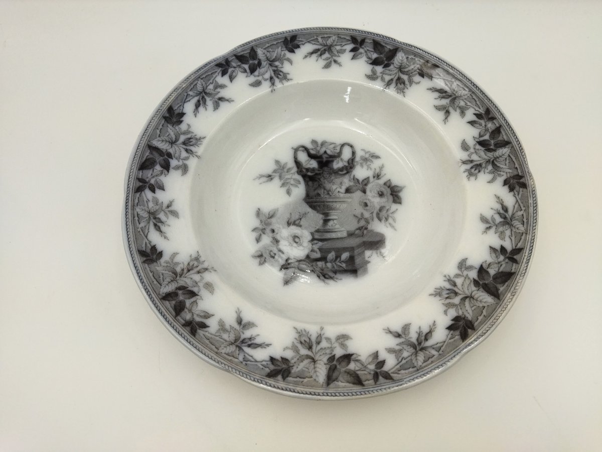 Set Of 3 English Tile Plates Victorian Baroque Motif-photo-1