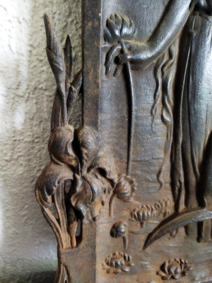 Art Nouveau Jugendstil Cast Iron Anthropomorphic Ornamental Plate Fleurs Des Eaux-photo-3