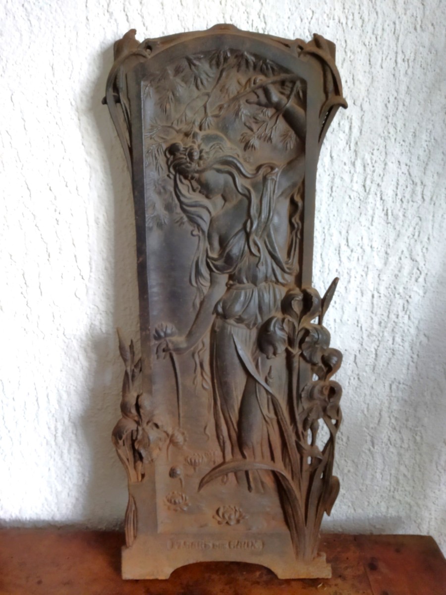 Art Nouveau Jugendstil Cast Iron Anthropomorphic Ornamental Plate Fleurs Des Eaux