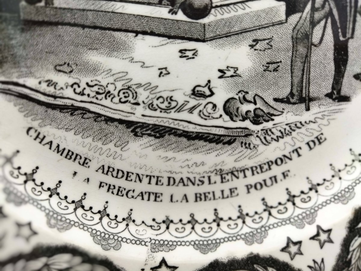 CREIL & MONTEREAU Assiette Légendée Chambre Ardente Frégate "BELLE POULE" NAPOLÉON IER XIX-photo-2