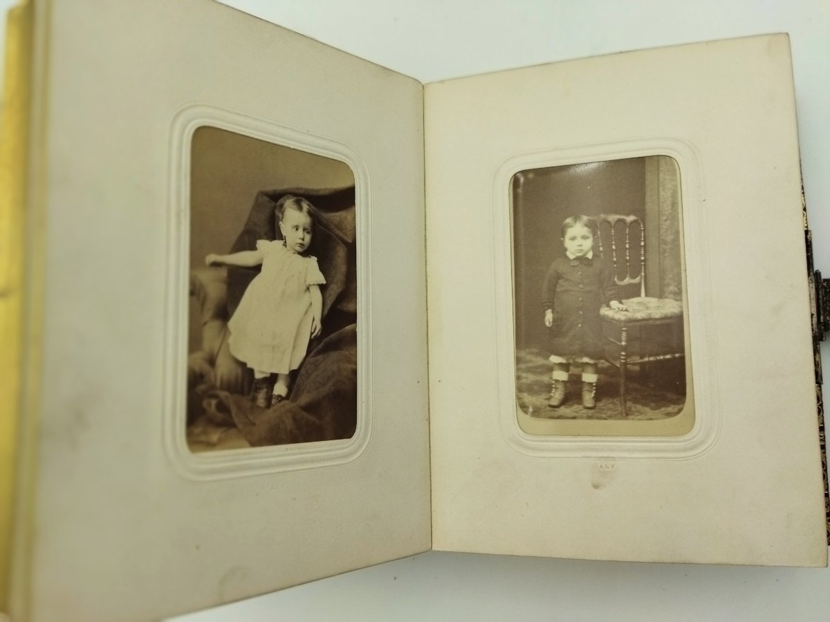 ALBUM FERMOIR Ancien Photos de Famille XIX Tranches dorées Complet COLLECTION-photo-1
