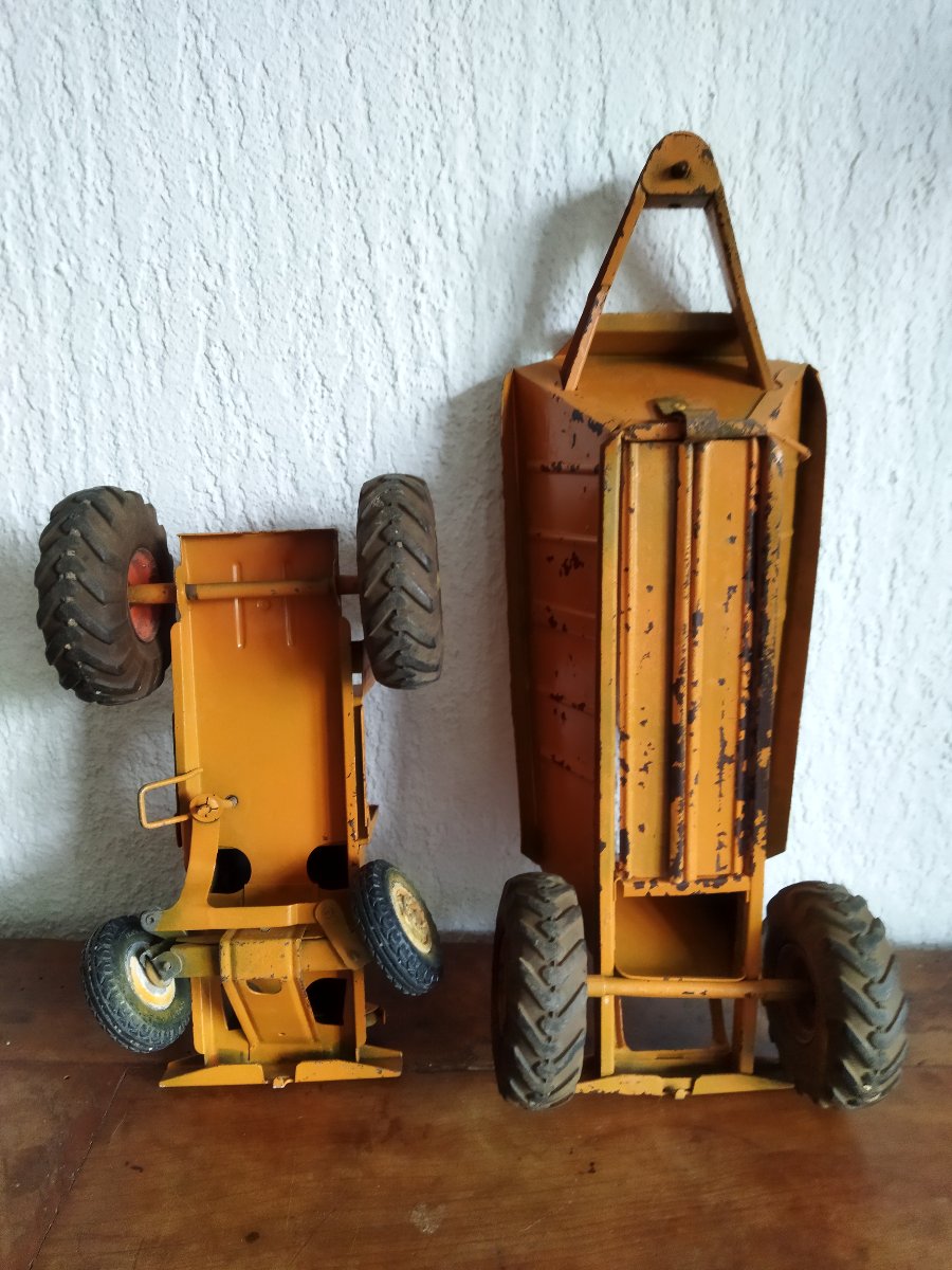 Euclid Toy Vintage Tractor And Trailer, Painted Metal, Collection-photo-2
