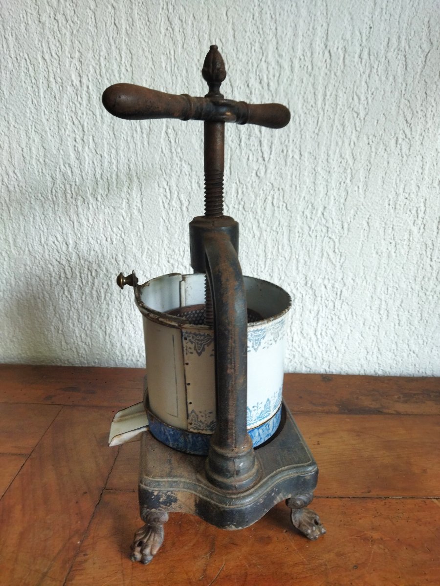 PRESSOIR Culinaire Ancien en Tôle Émaillée et Fonte Art de la Table NAPOLÉON III  -photo-2