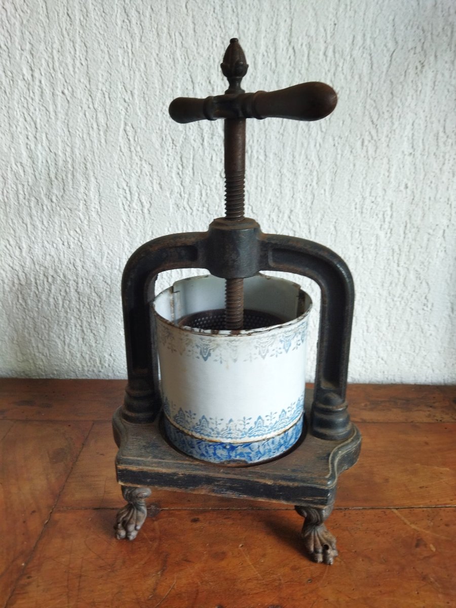 PRESSOIR Culinaire Ancien en Tôle Émaillée et Fonte Art de la Table NAPOLÉON III  -photo-3