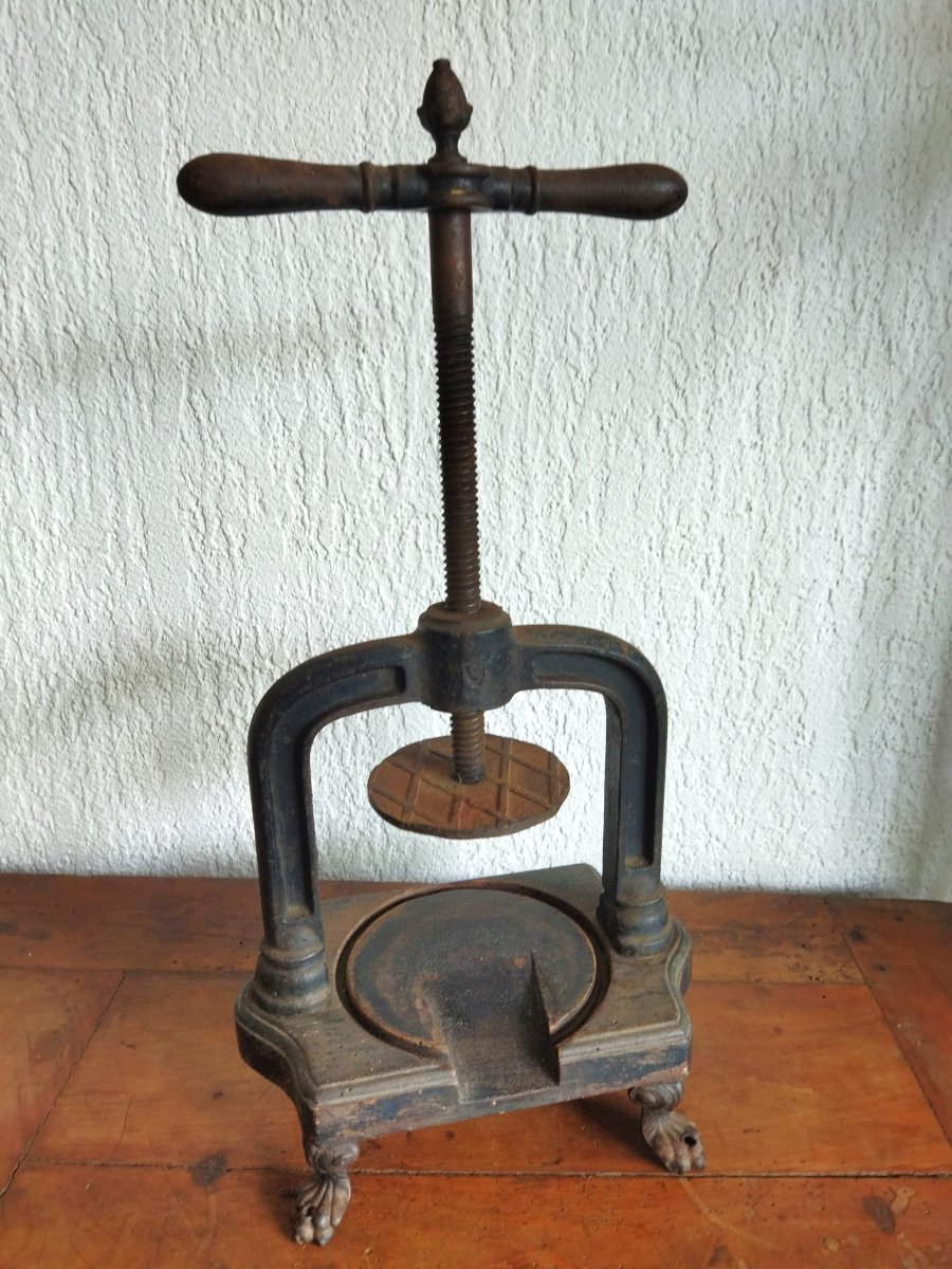 PRESSOIR Culinaire Ancien en Tôle Émaillée et Fonte Art de la Table NAPOLÉON III  -photo-1