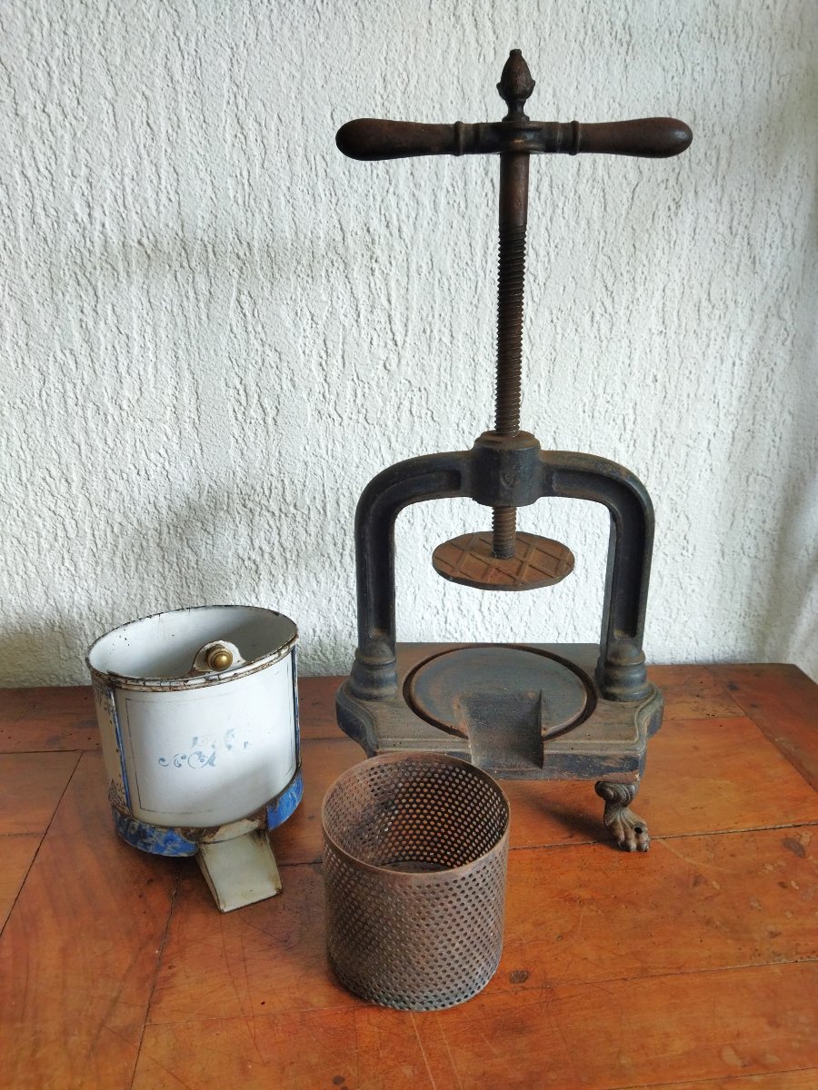PRESSOIR Culinaire Ancien en Tôle Émaillée et Fonte Art de la Table NAPOLÉON III  -photo-8
