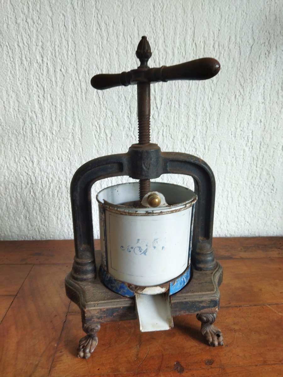 PRESSOIR Culinaire Ancien en Tôle Émaillée et Fonte Art de la Table NAPOLÉON III  