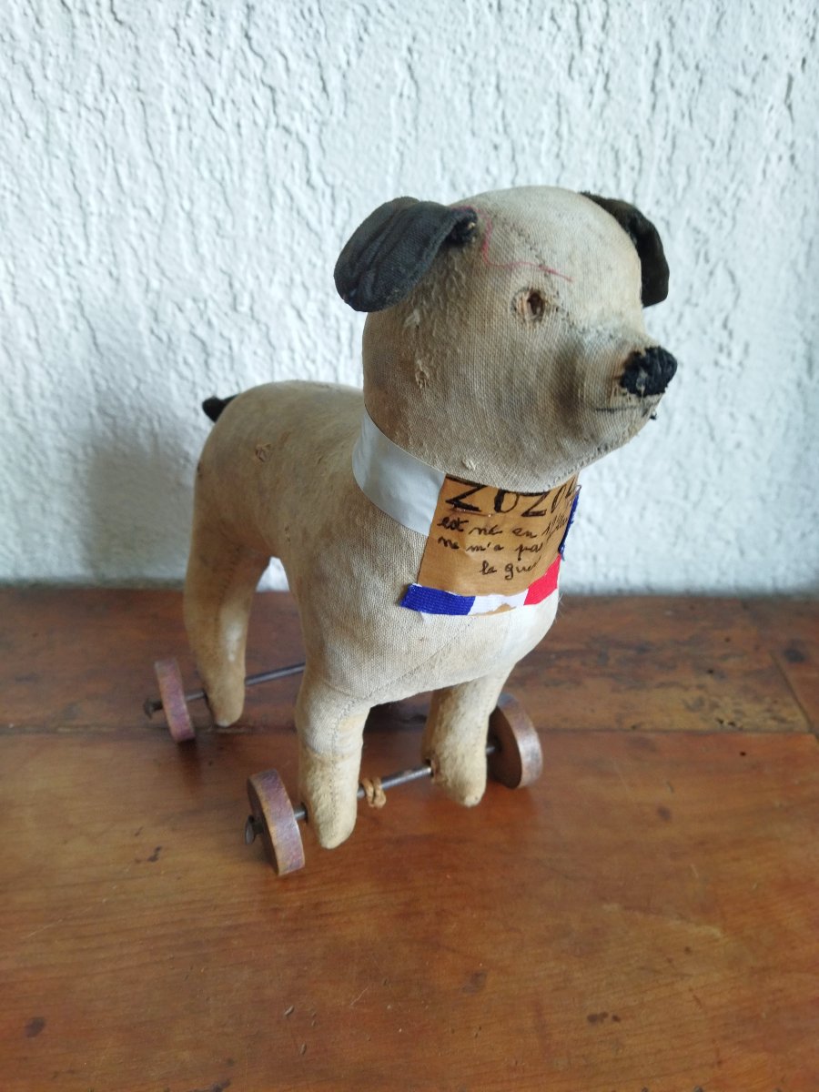 Vintage Toy: Dog On Wheels Collection