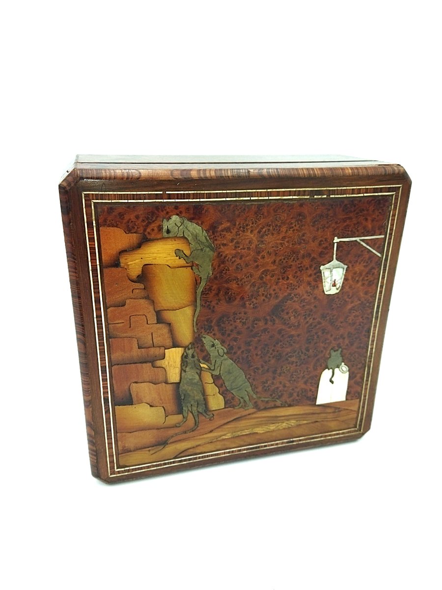Wooden Jewelry Box With Inlays, Red Padding, "city Rats" Scene