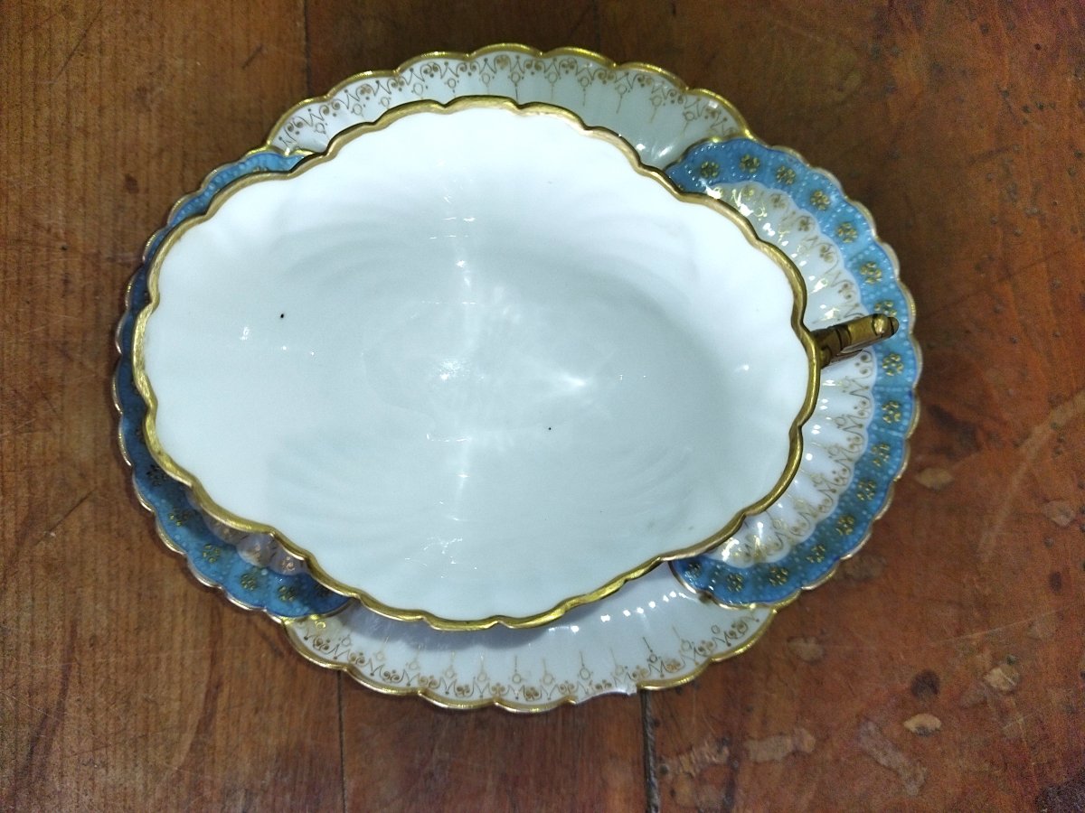 Jpl Oblong Porcelain Cup And Shell-shaped Saucer-photo-1