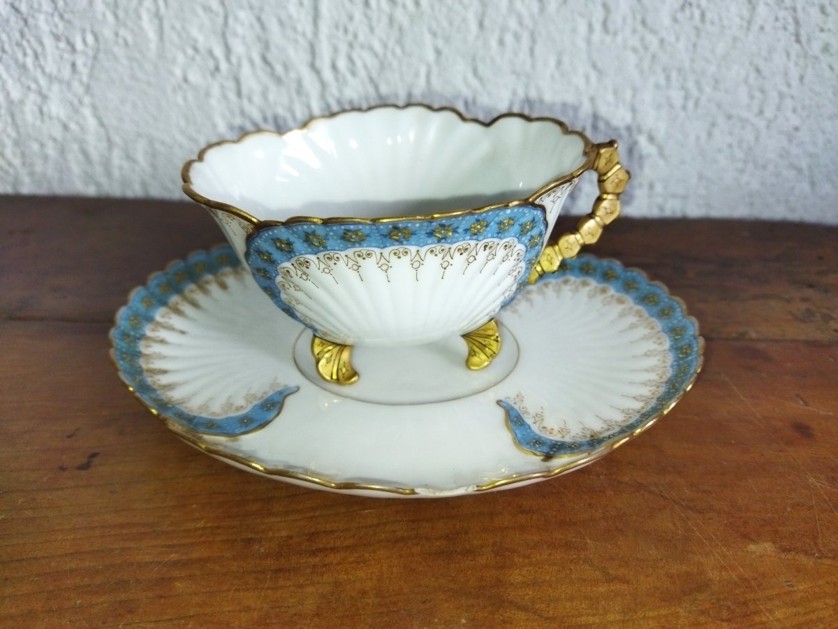 Jpl Oblong Porcelain Cup And Shell-shaped Saucer