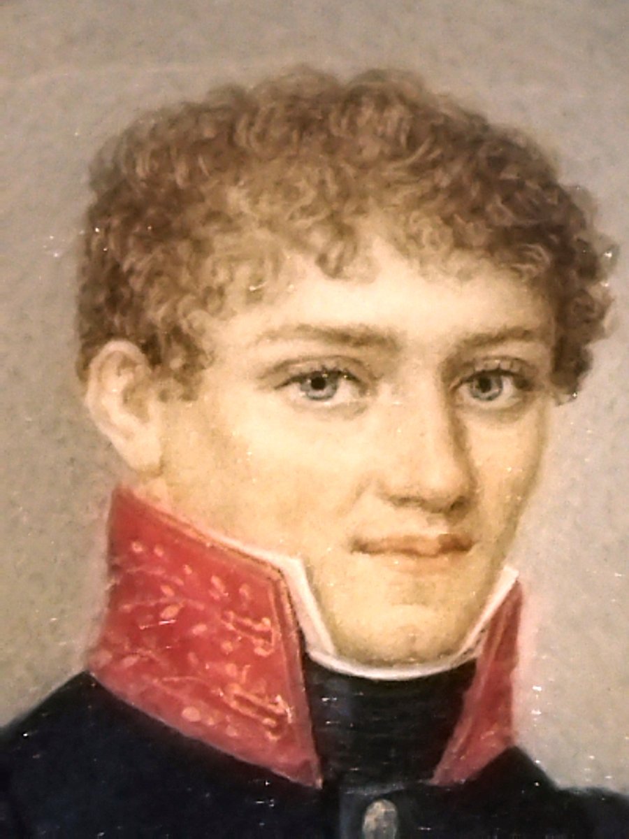 MINIATURE Portrait Jeune Officier Médaillon doré XIX-photo-3