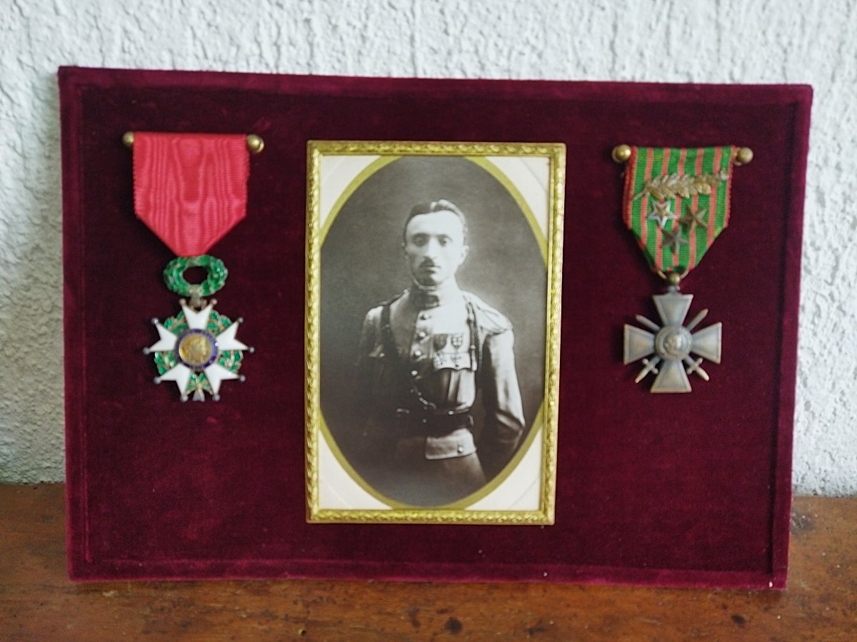 Militaria Framed War Cross Commemorative Medals Photos Soldier Collection-photo-2