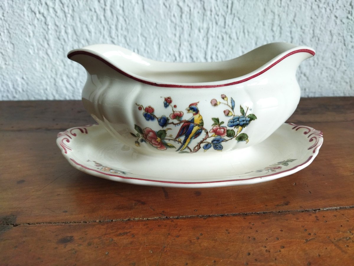 Villeroy & Boch "phoenix" Gravy Boat On A Vintage Base With Bird And Flower Decor 