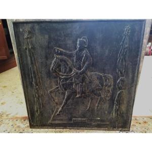 CORNEAU FRERES Ancienne Plaque de Cheminée en fonte  Napoléon Ier sur son Cheval  XIX